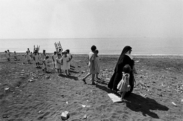 ITALY. Town of Naples. 1964.