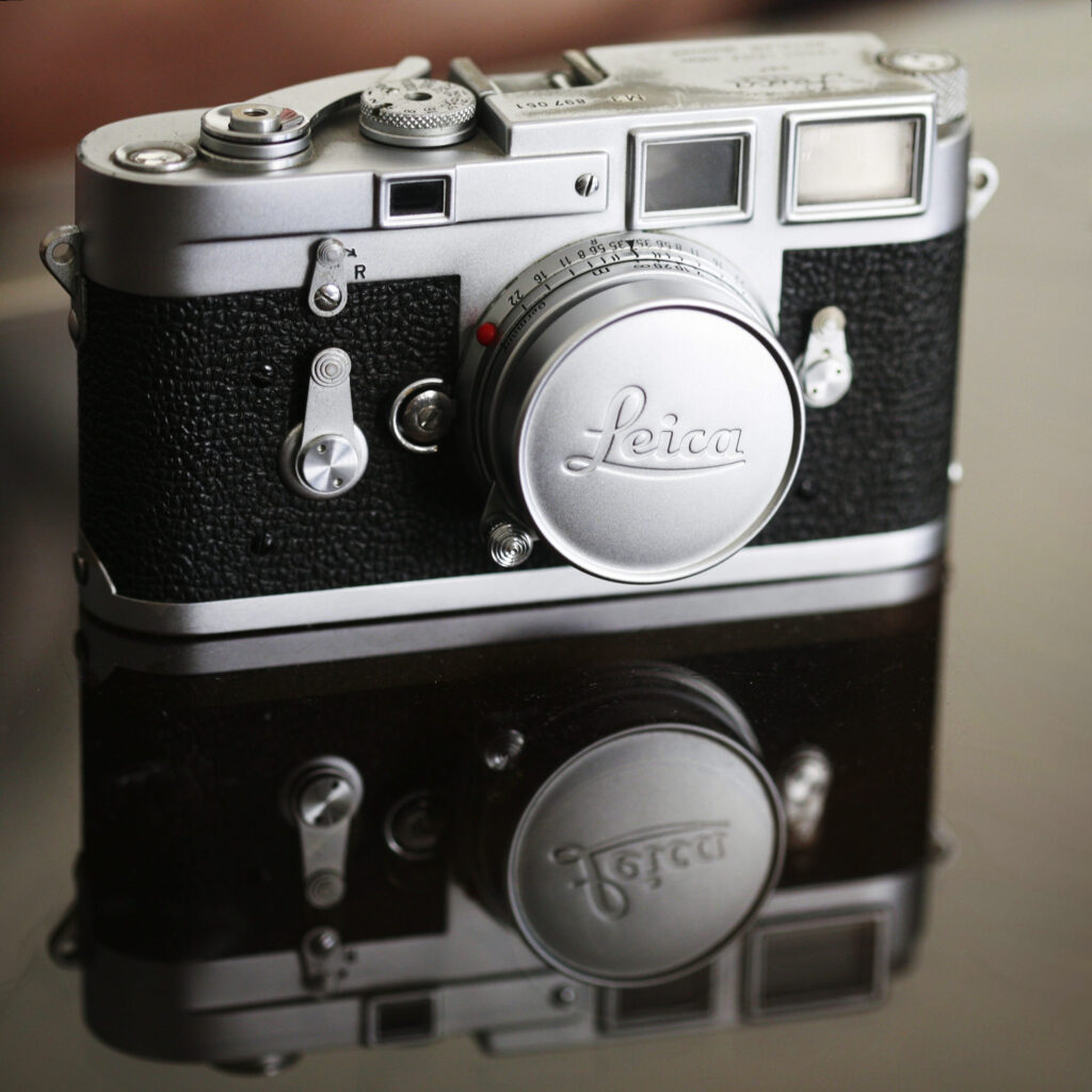 103 volte Leica